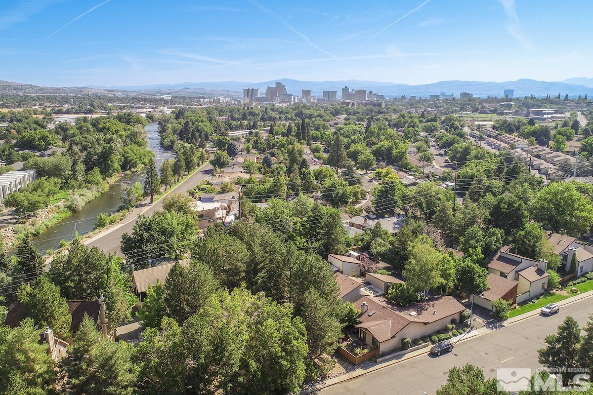 1671 Foster Drive Reno, NV 89509 - Photo 8 of 38 Photo 8