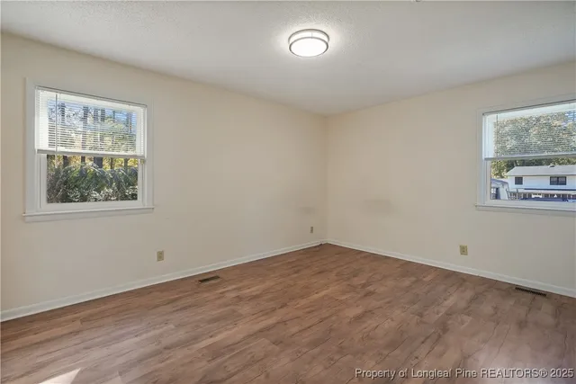 a view of empty room with window