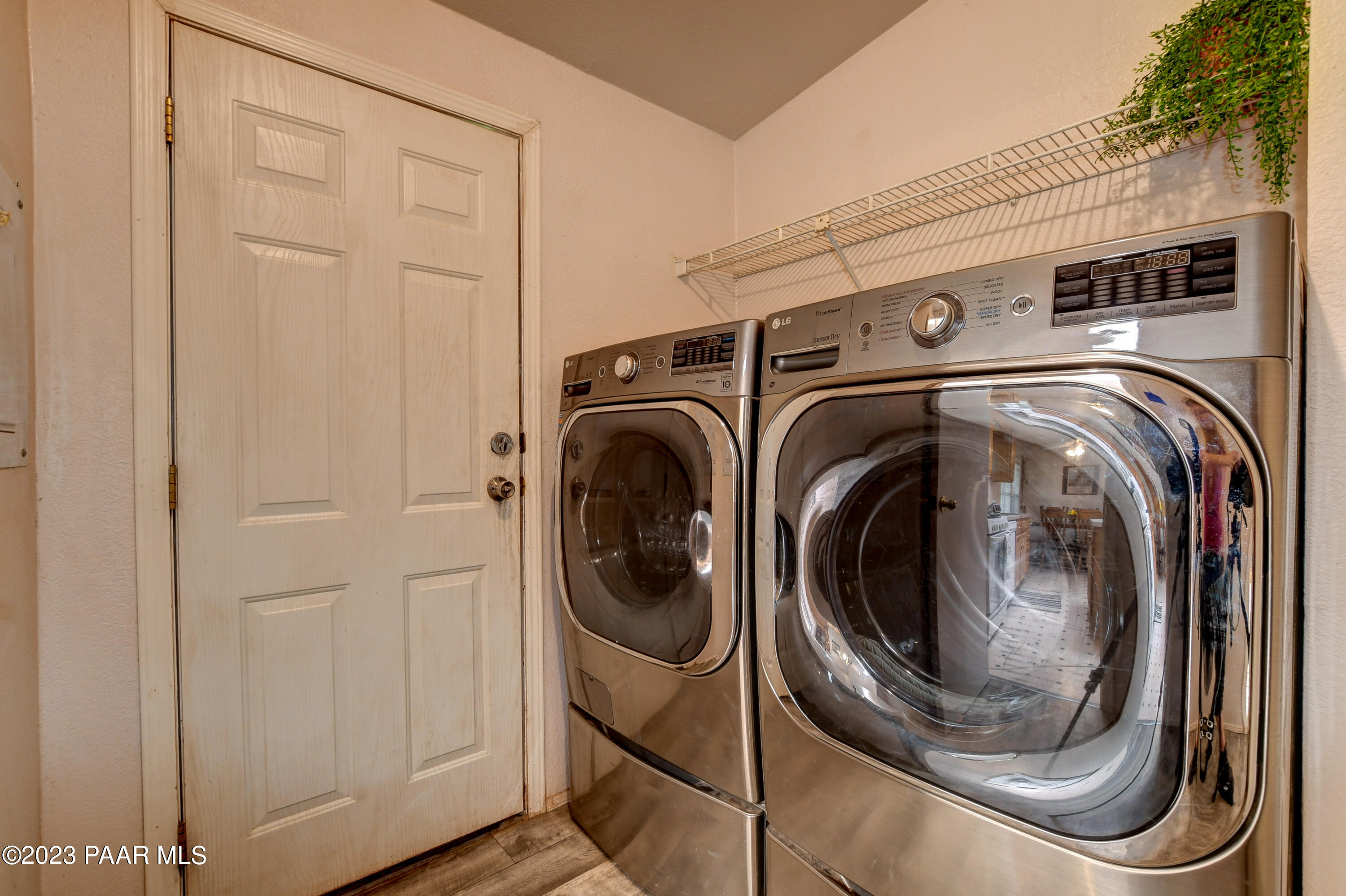 24705 North Feather Mountain Road Paulden, AZ 86334 - Photo 28 of 87 Laundry Room 1
