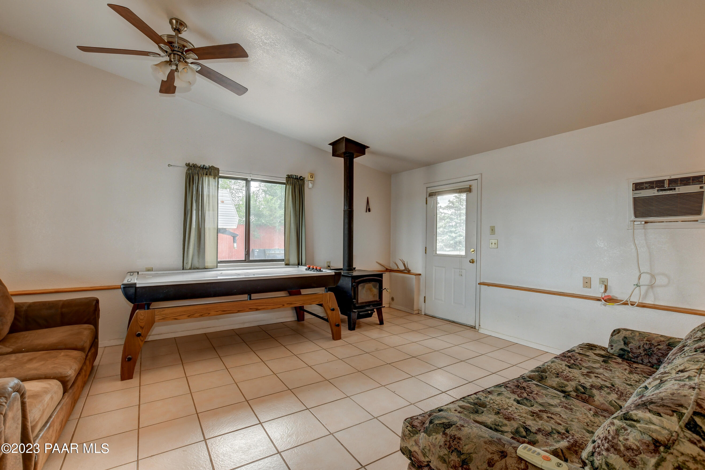 24705 North Feather Mountain Road Paulden, AZ 86334 - Photo 30 of 87 Guest House 2