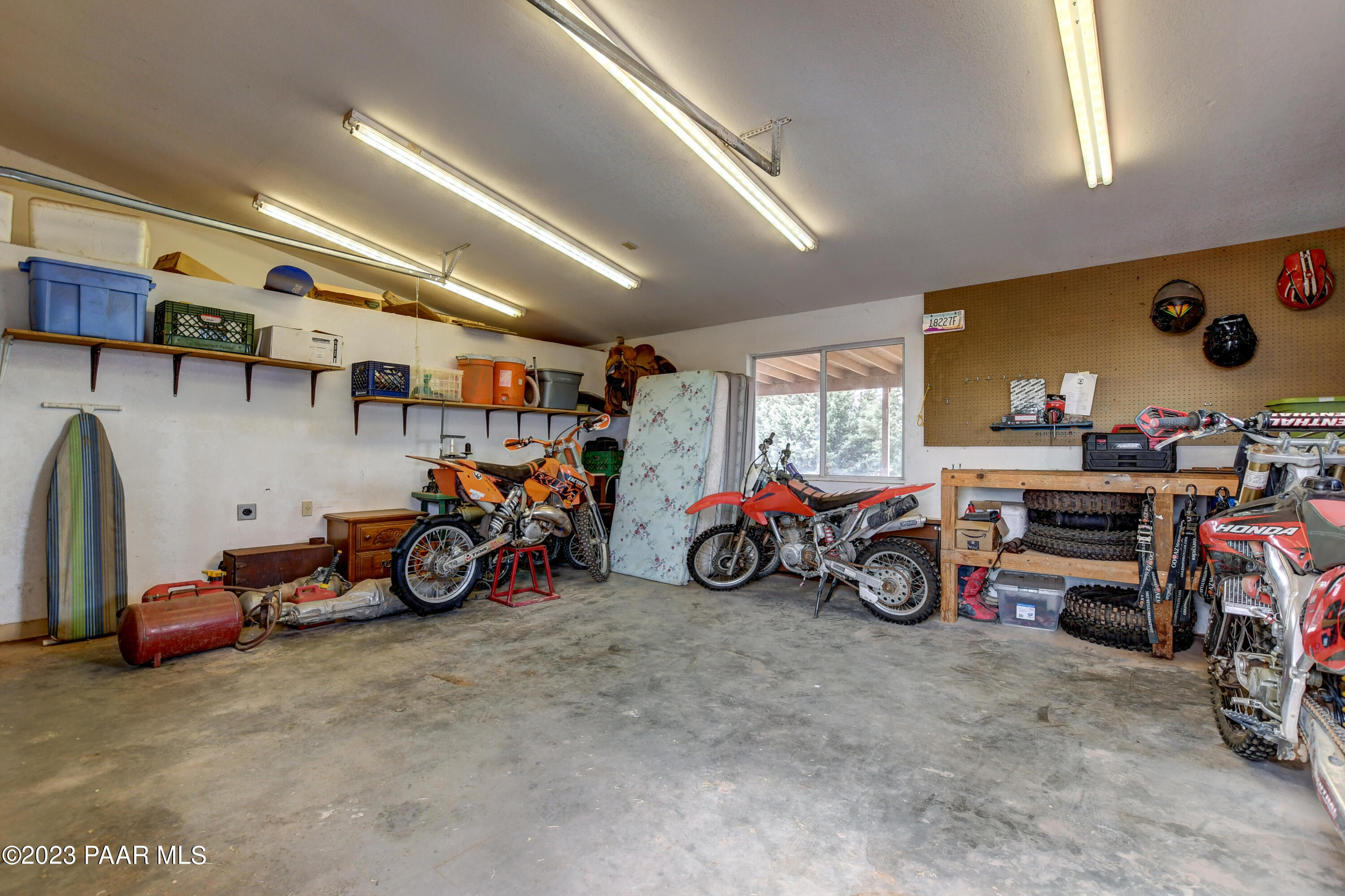 24705 North Feather Mountain Road Paulden, AZ 86334 - Photo 41 of 87 Guest house storage potential garage
