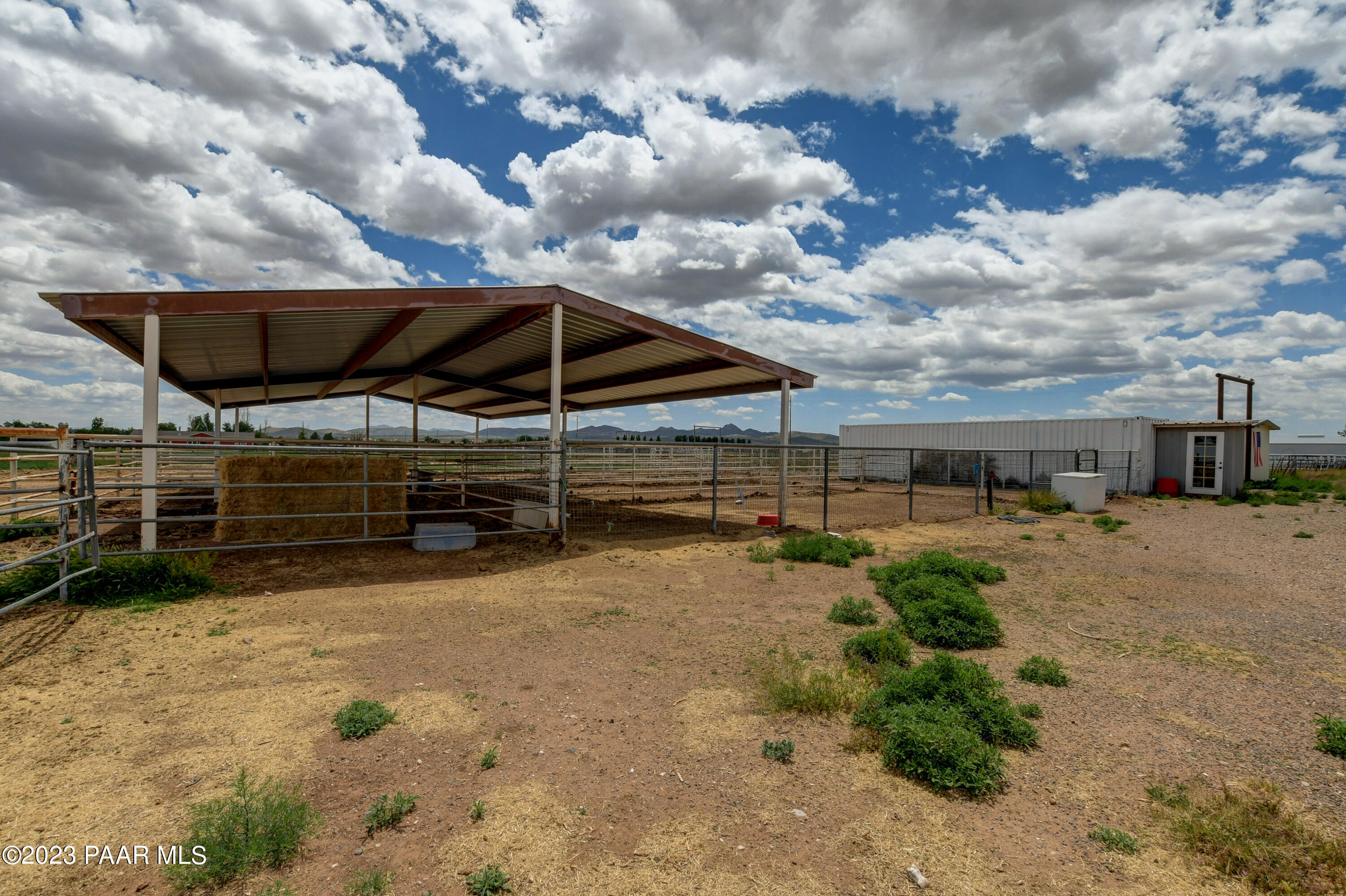 24705 North Feather Mountain Road Paulden, AZ 86334 - Photo 54 of 87 Covered storage