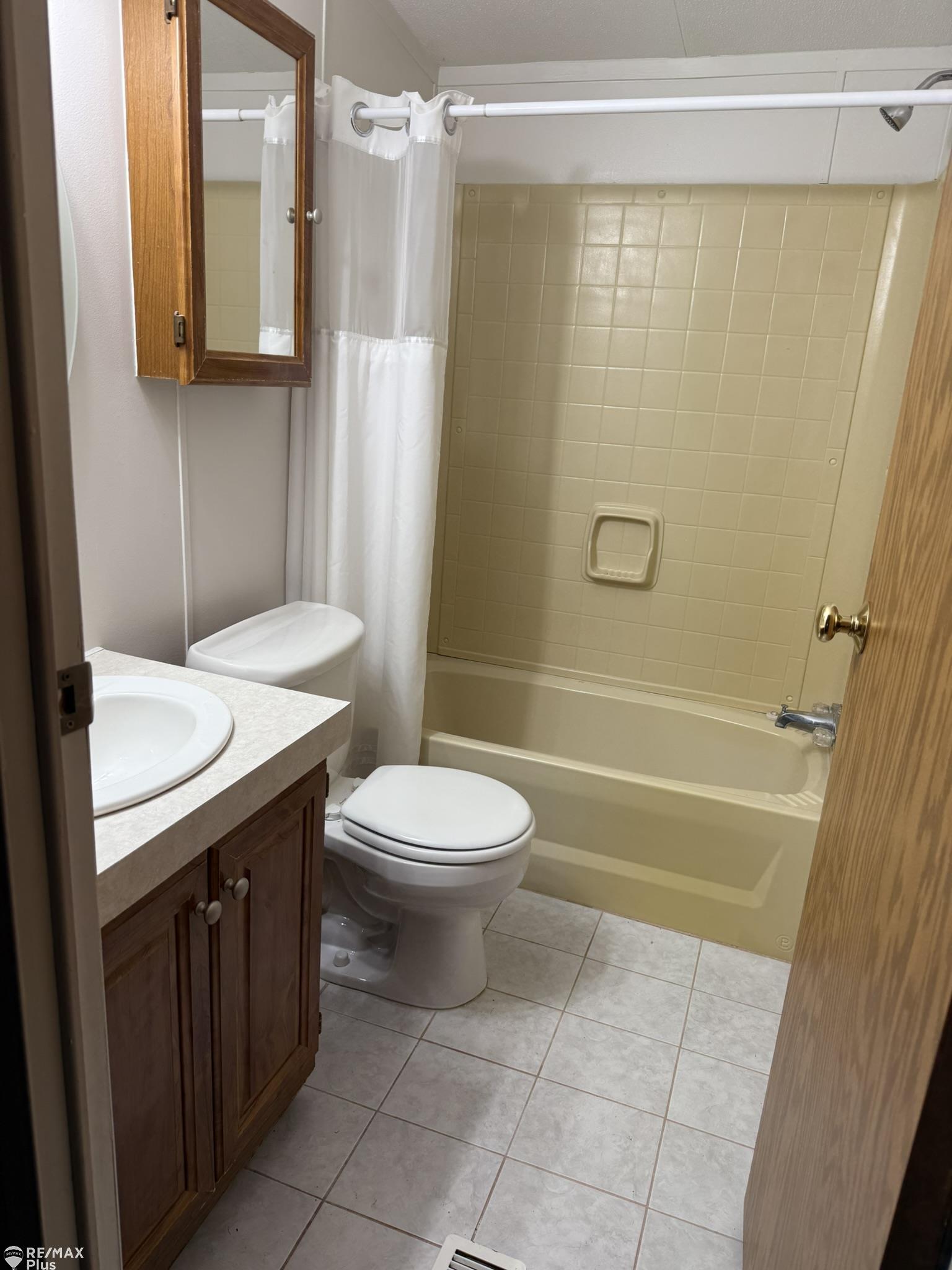 1926 New Rochelle Drive Lapeer, MI 48446 - Photo 57 of 62
