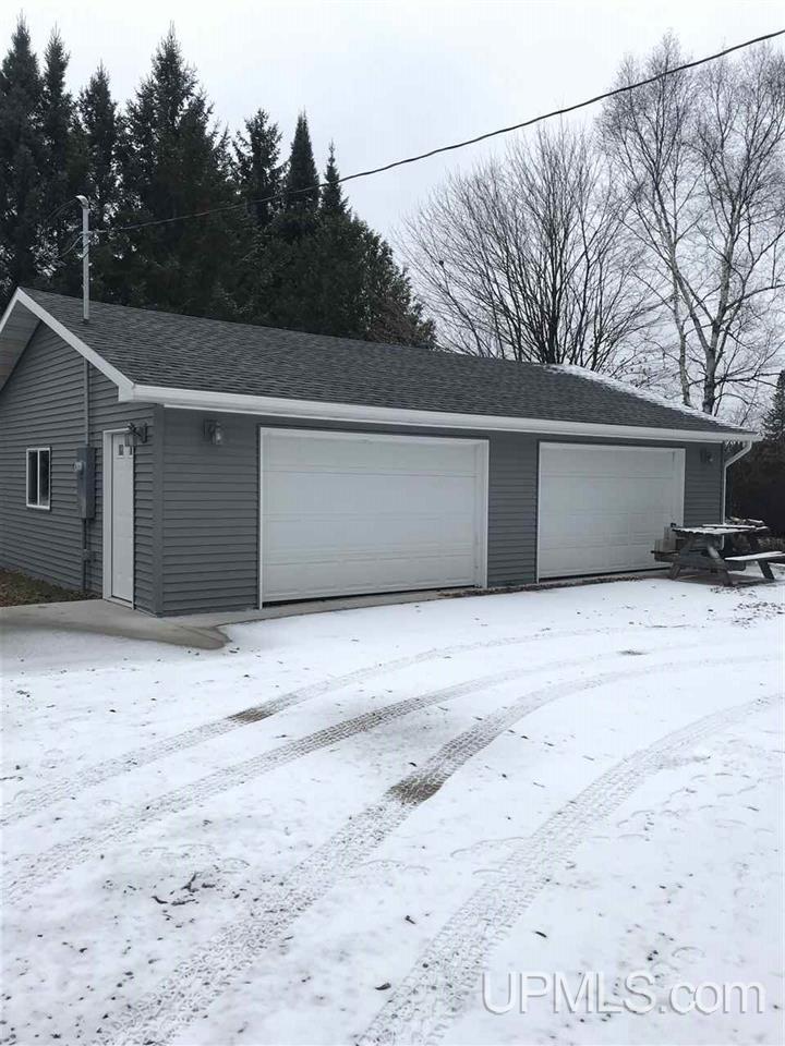 4151 Highway 2 Escanaba, MI 49829 - Photo 4 of 39