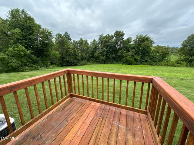 $129,500 | 158 North Drive, Marion, VA 24354