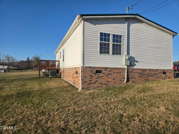 $129,500 | 158 North Drive, Marion, VA 24354