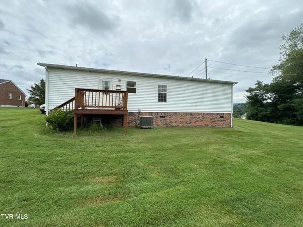 $129,500 | 158 North Drive, Marion, VA 24354