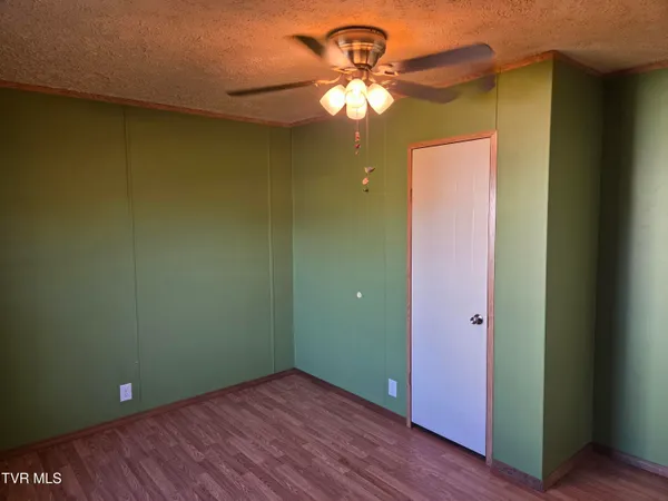 $129,500 | 158 North Drive, Marion, VA 24354