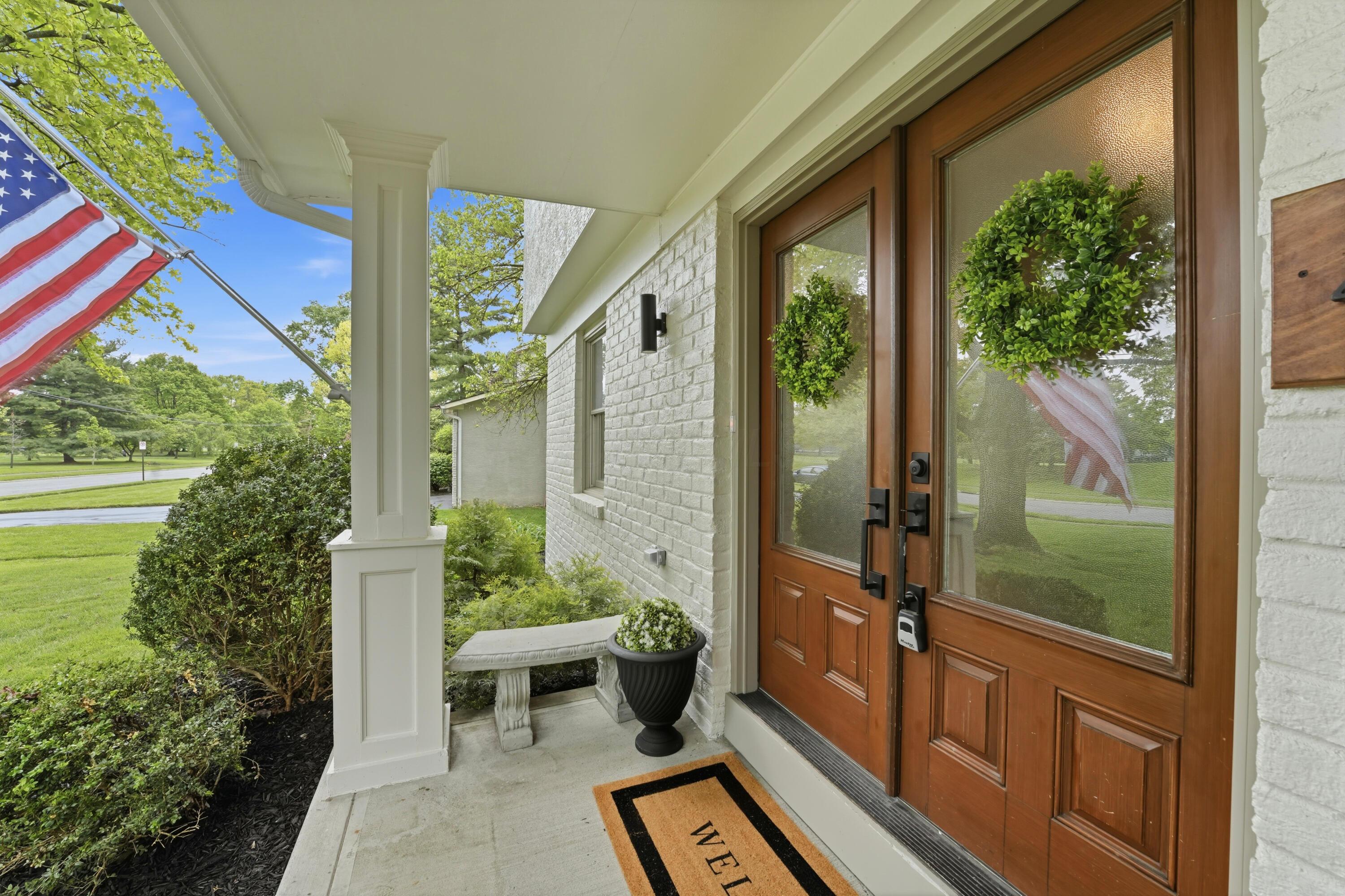 4423 Woodbridge Road Columbus, OH 43220 - Photo 4 of 61 33-print-4423-woodbridge-rd
