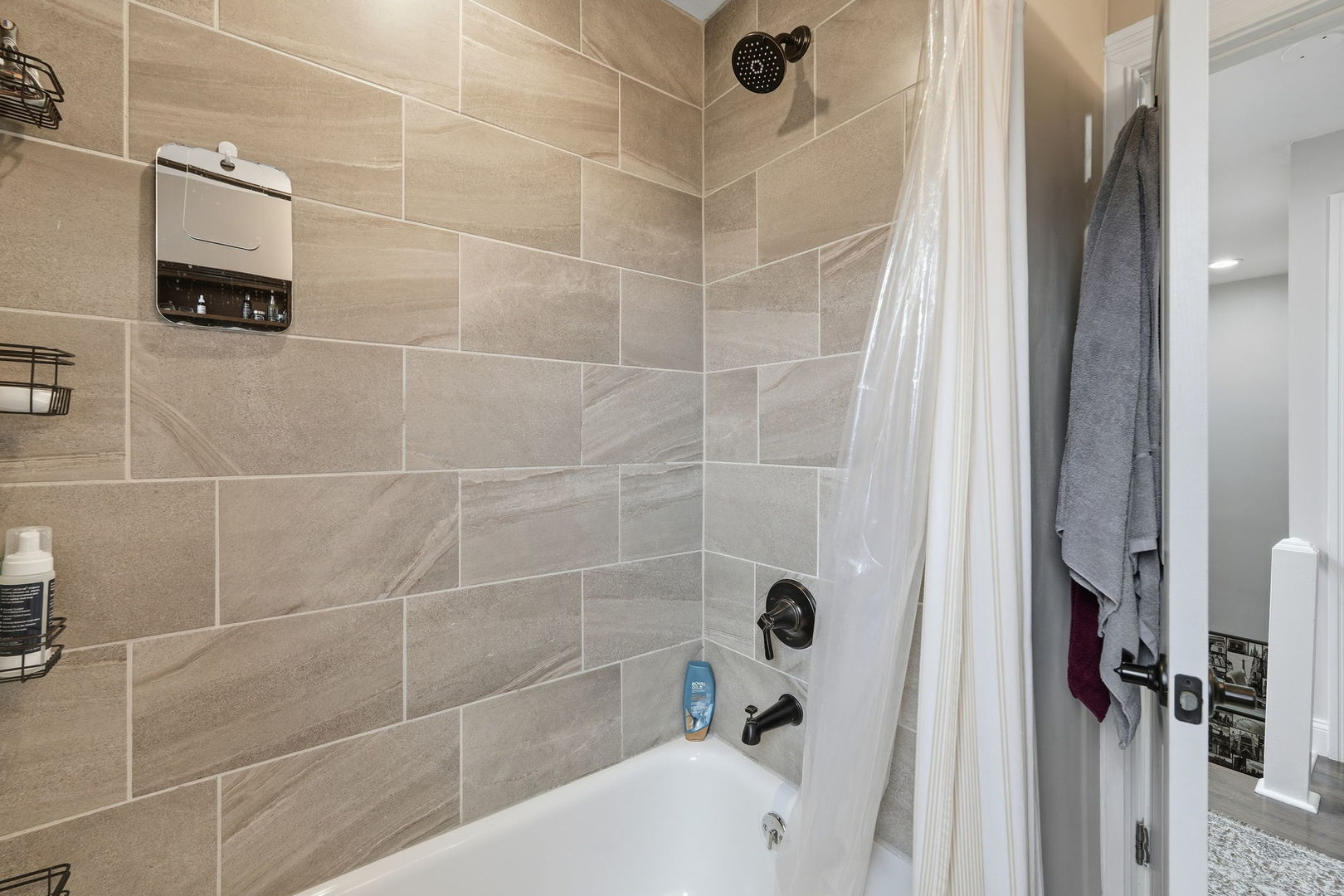 5046 North Rutherford Avenue Chicago, IL 60656 - Photo 21 of 42 Gallery Image 21