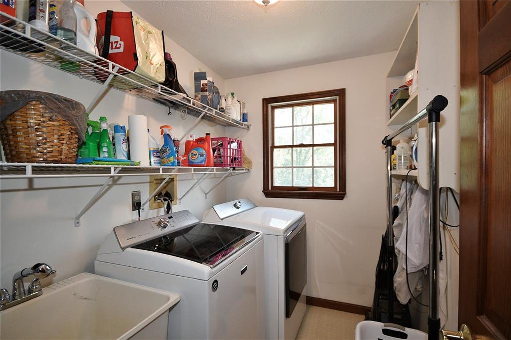 159 Klinger Road Canonsburg, PA 15317 - Photo 19 of 19 a utility room with dryer and washer
