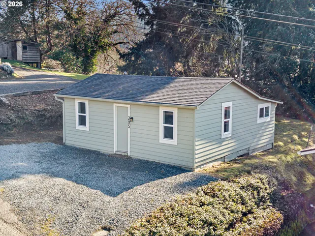 $229,000 | 295 East C Avenue, Drain, OR 97435
