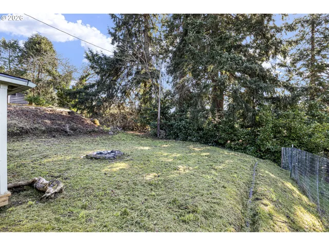 $229,000 | 295 East C Avenue, Drain, OR 97435