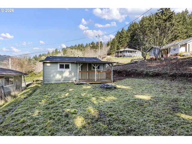 $229,000 | 295 East C Avenue, Drain, OR 97435