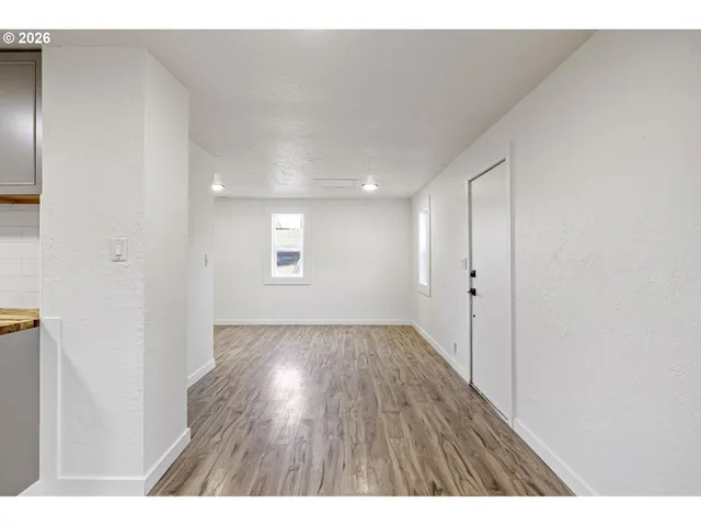 $229,000 | 295 East C Avenue, Drain, OR 97435