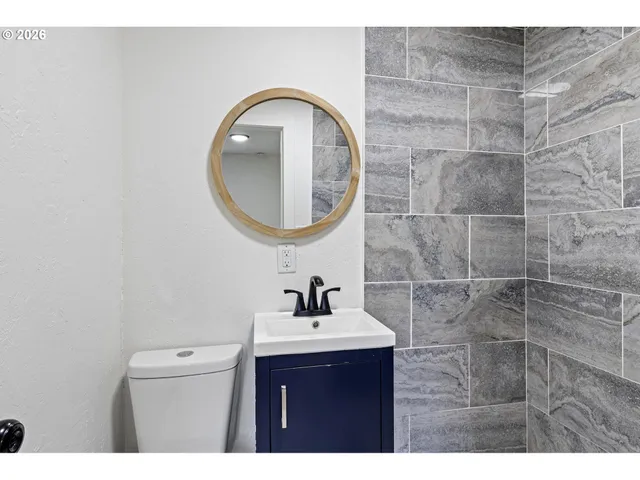 $229,000 | 295 East C Avenue, Drain, OR 97435