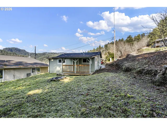 $229,000 | 295 East C Avenue, Drain, OR 97435