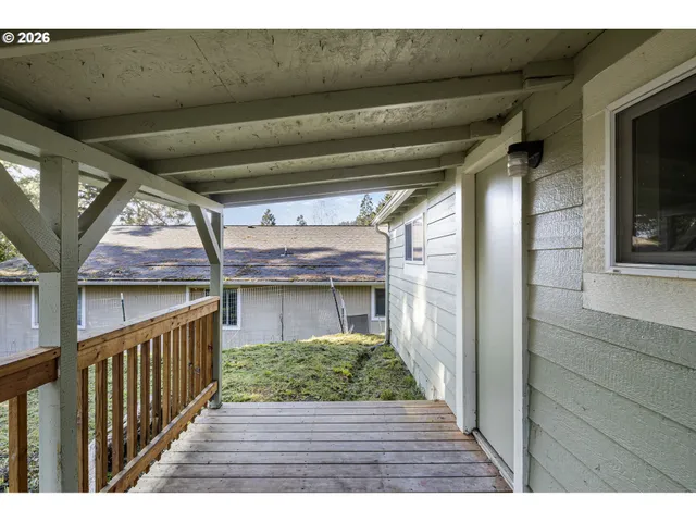 $229,000 | 295 East C Avenue, Drain, OR 97435