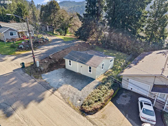 $229,000 | 295 East C Avenue, Drain, OR 97435
