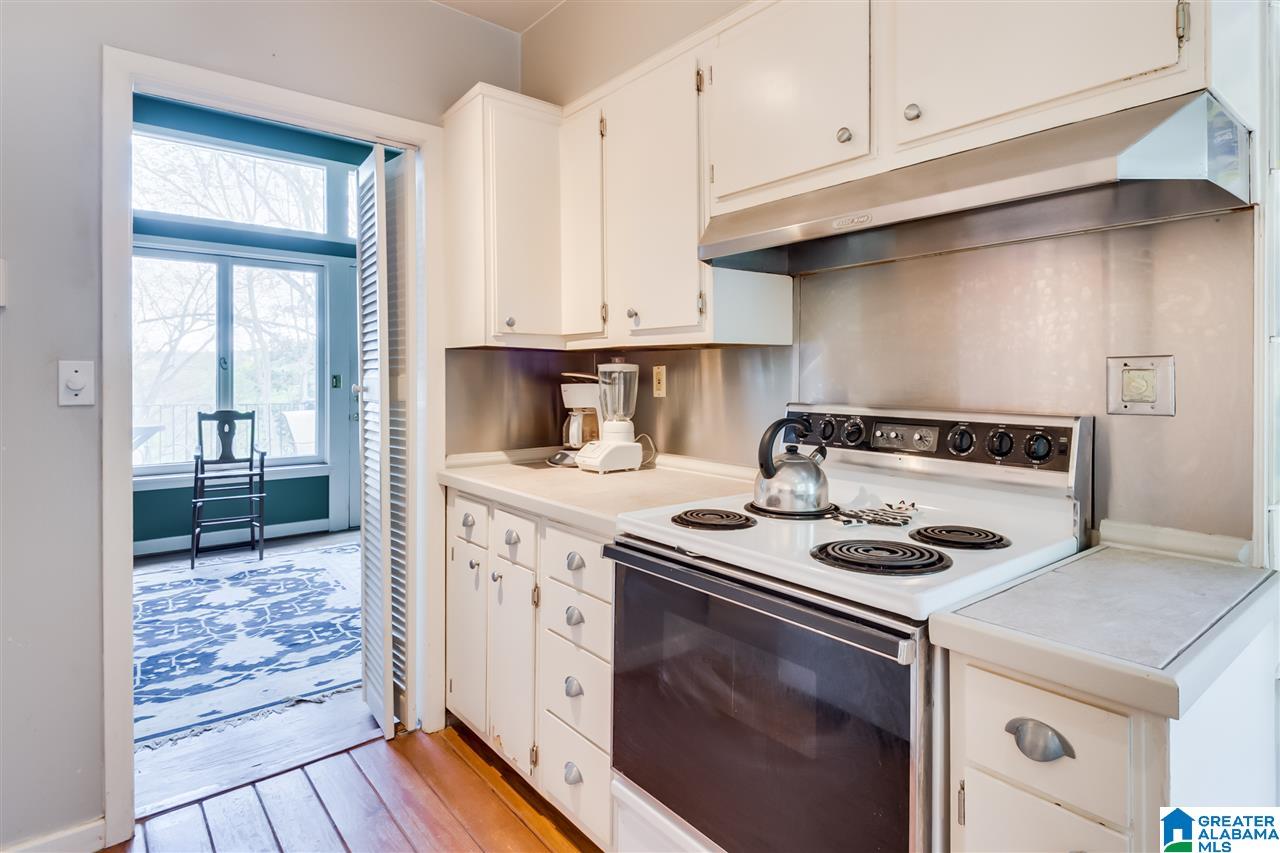 2217 Lane Park Road Birmingham, AL 35223 - Photo 15 of 25