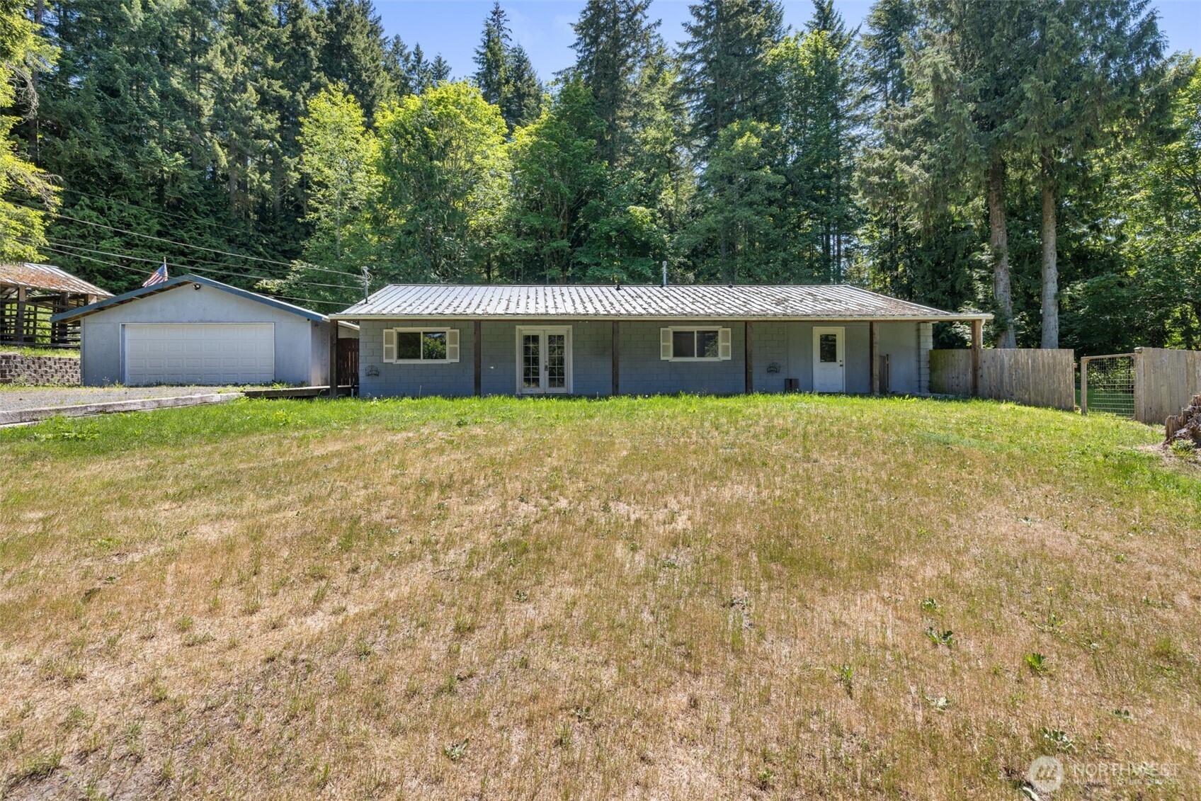 33 Baskins Road Port Angeles, WA 98363 - Photo 1 of 40
