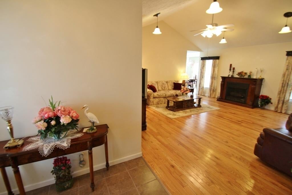 207 West Bailey Road Lewisburg, WV 24901 - Photo 10 of 40 Gallery Image 10