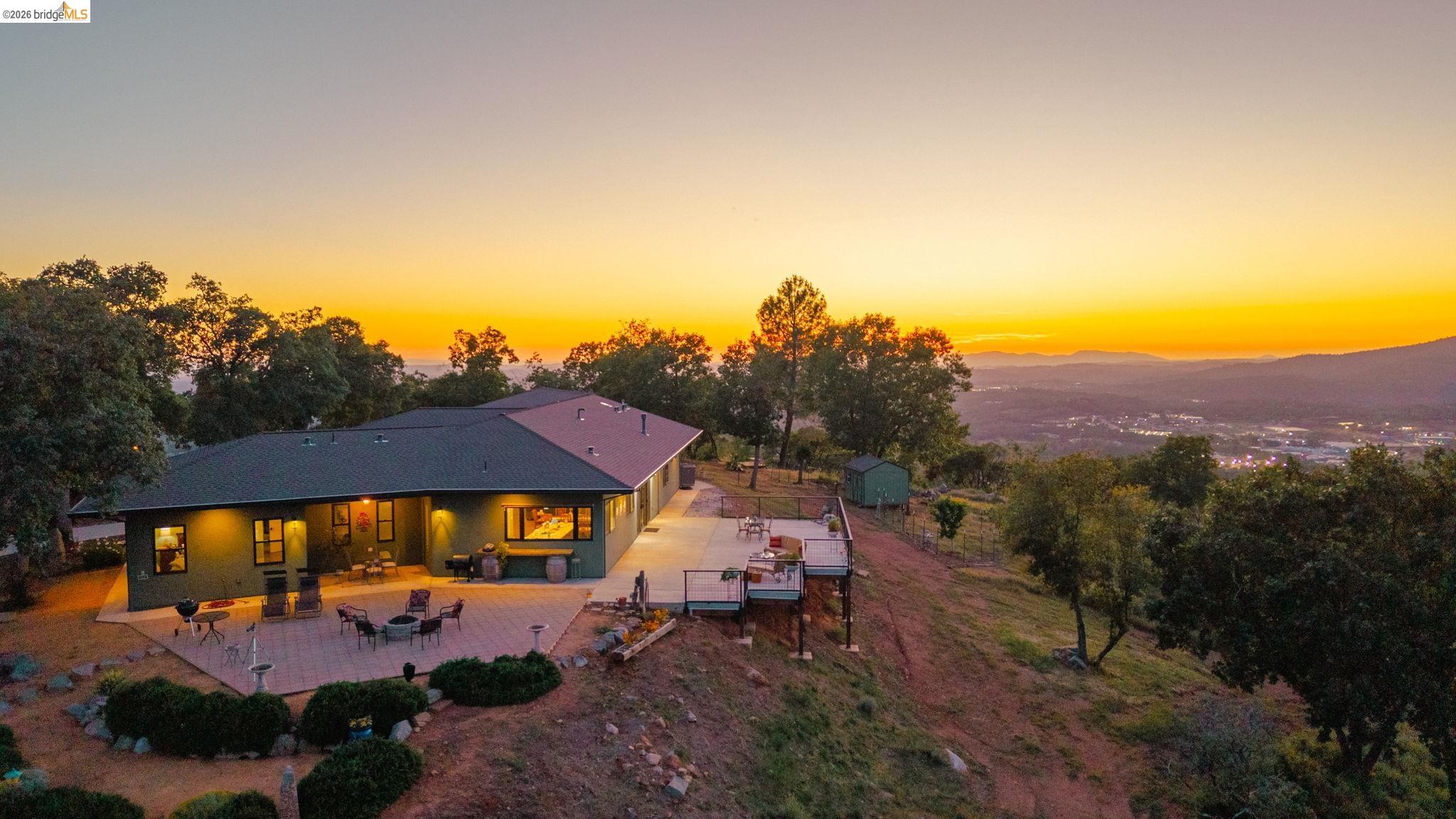 16010 Granite Park Road Sonora, CA 95370 - Photo 2 of 73