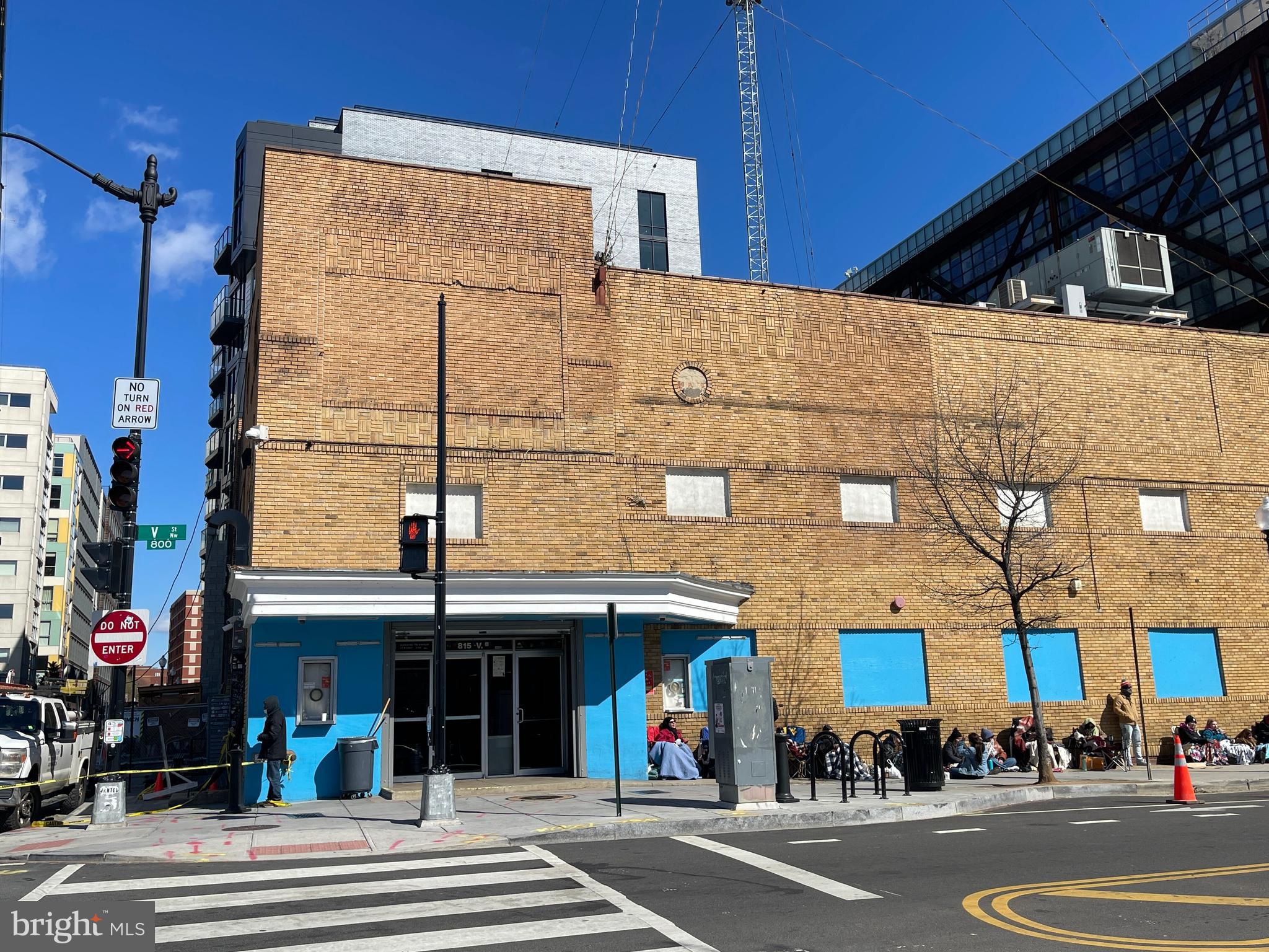 2020 12th Street Northwest, Unit 518 Washington, DC 20009 - Photo 23 of 28 a view of a building with a street