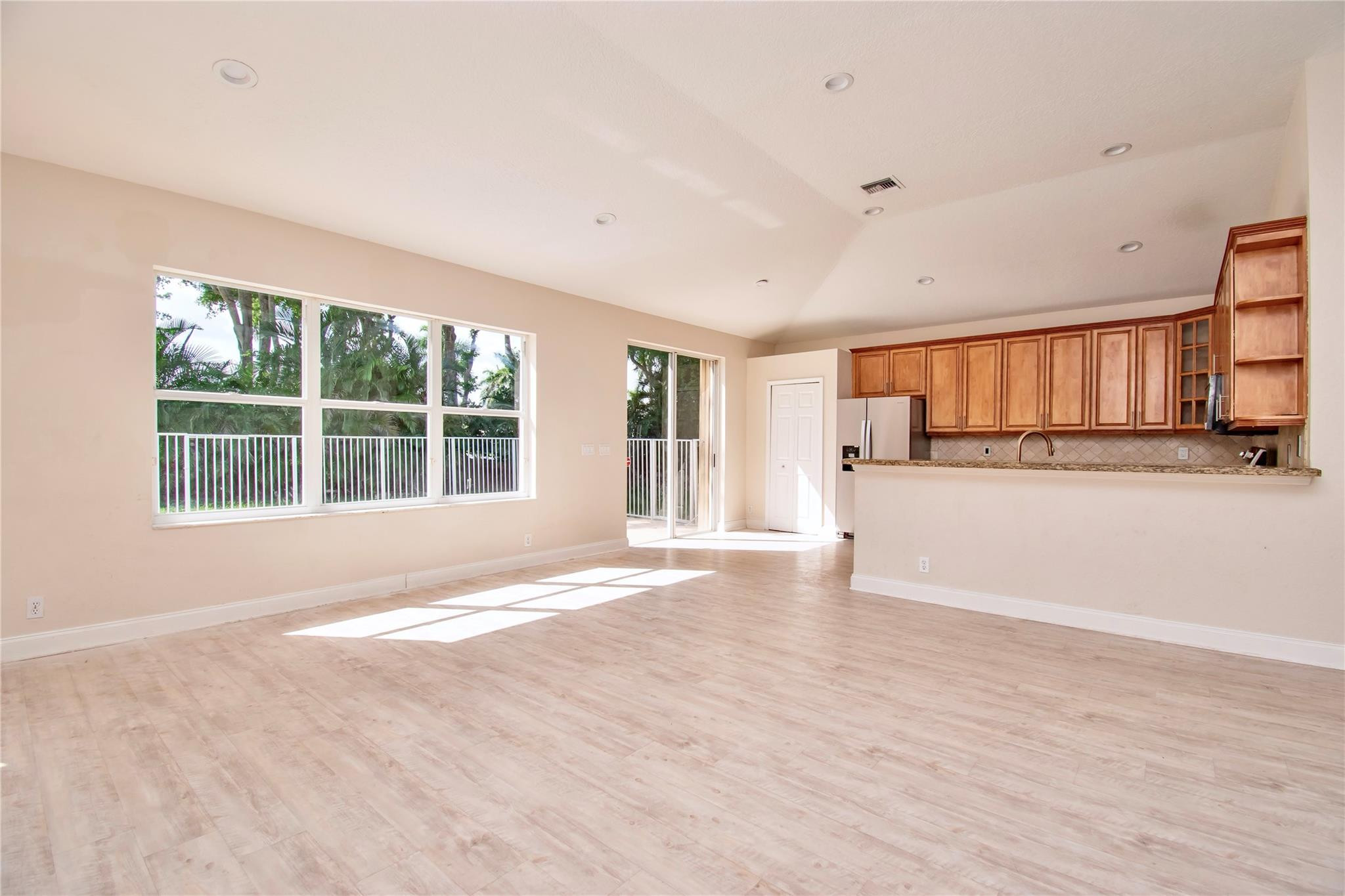 12280 Riverfalls Court Boca Raton, FL 33428 - Photo 7 of 32 Photo 7