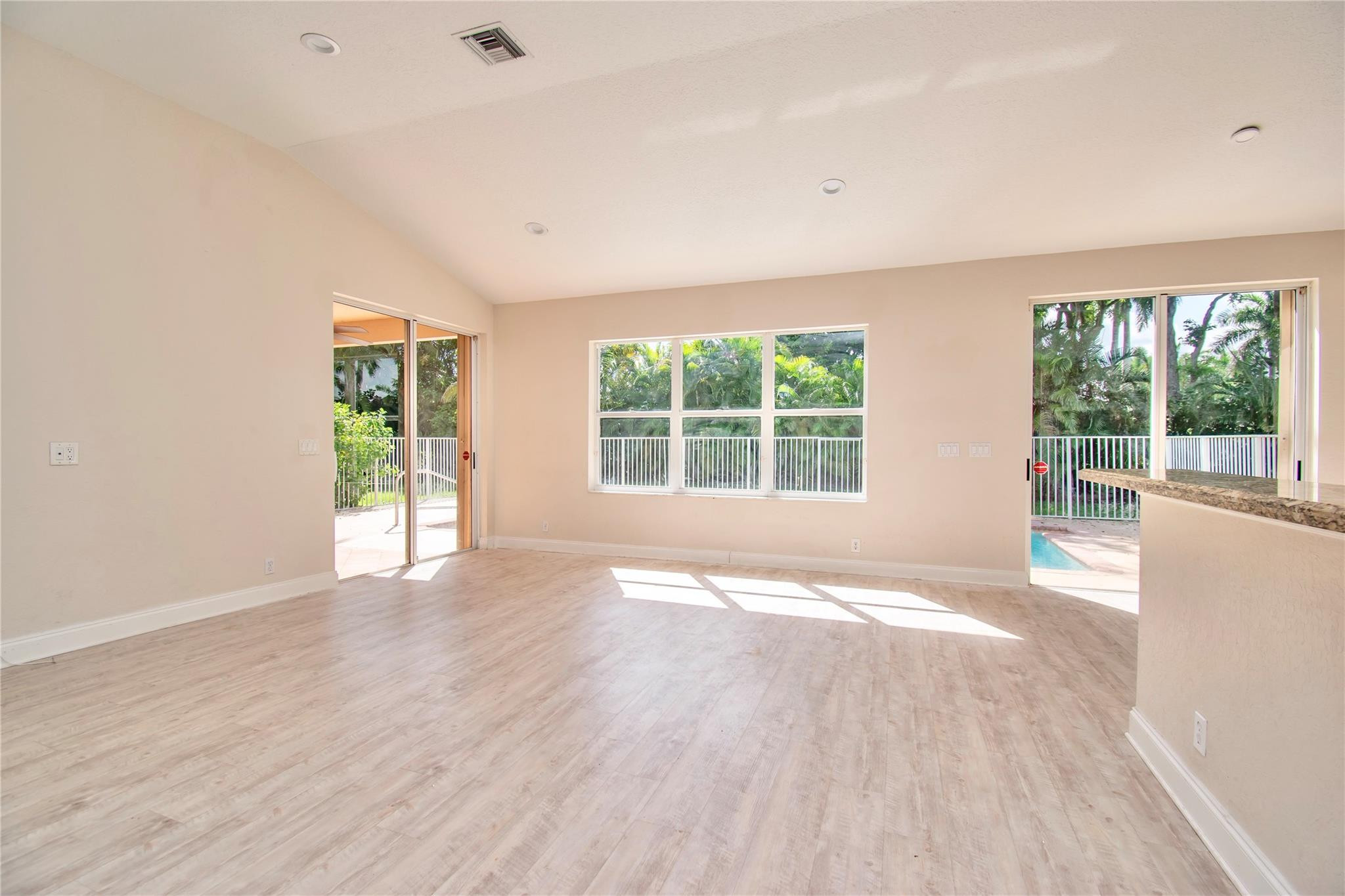 12280 Riverfalls Court Boca Raton, FL 33428 - Photo 8 of 32 Photo 8