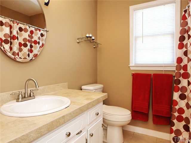 1612 Spennymore Road Raleigh, NC 27603 - Photo 12 of 18