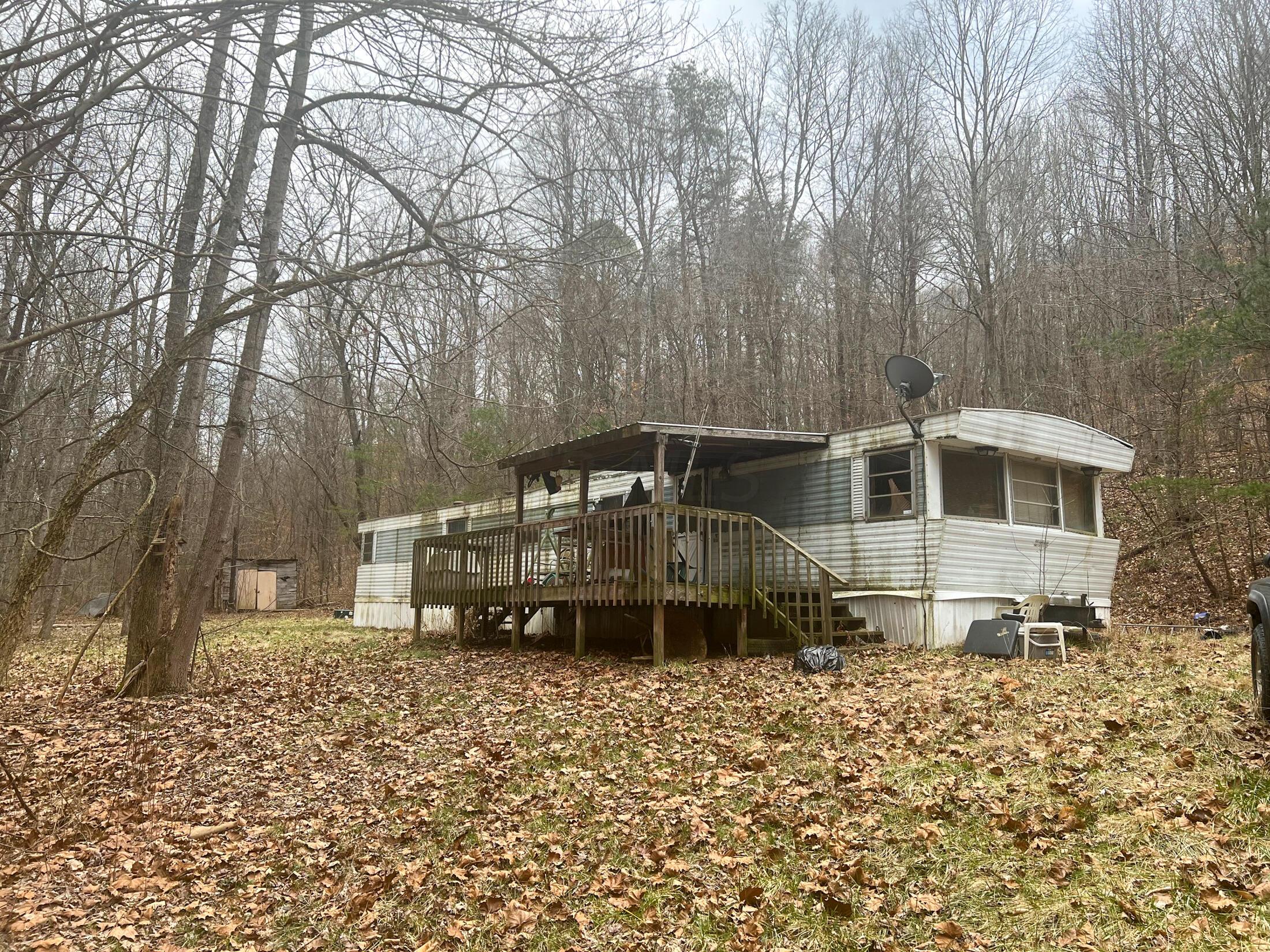 610 Cox Road Vinton, OH 45686 - Photo 6 of 12 IMG_6972