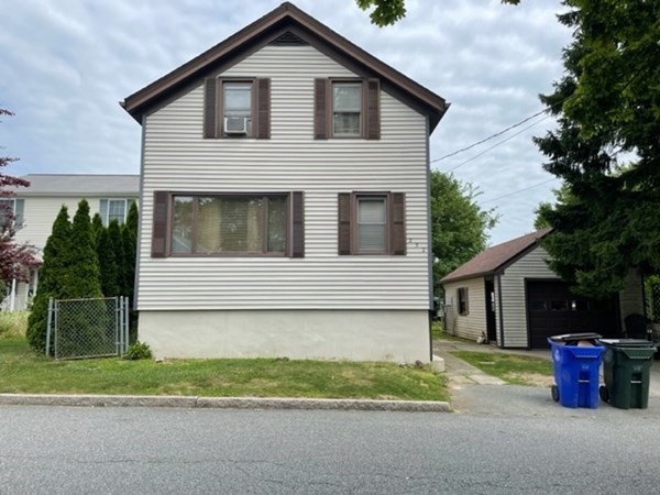 252 Emmett Street Fall River, MA 02721 - Photo 1 of 9 Gallery Image 1
