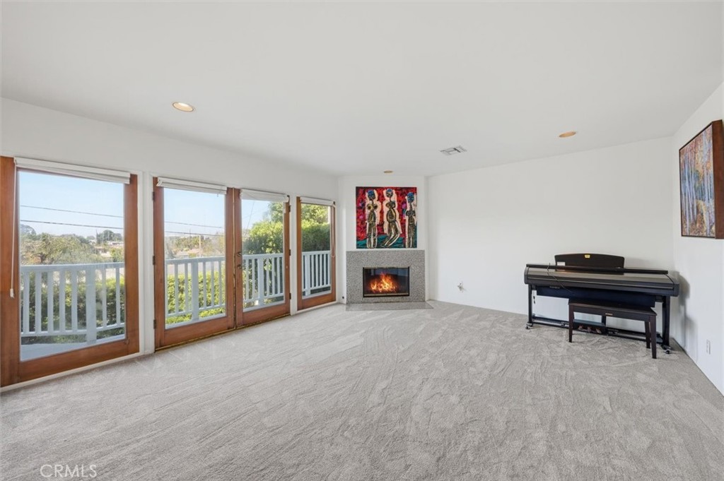 3609 Walnut Avenue Manhattan Beach, CA 90266 - Photo 12 of 75