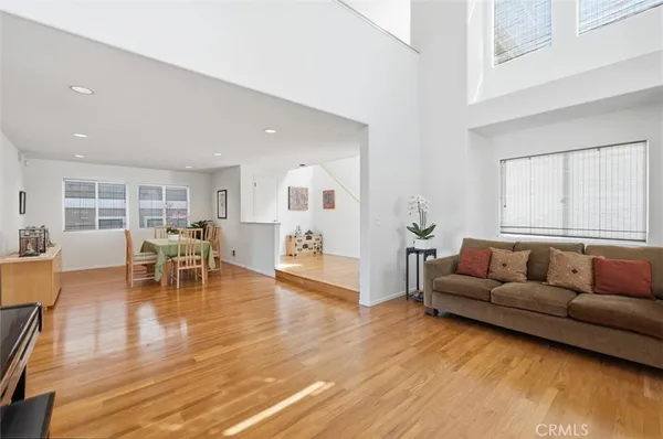 $3,299,000 | 3609 Walnut Avenue, Manhattan Beach, CA 90266