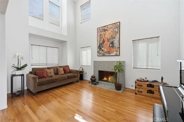 $3,299,000 | 3609 Walnut Avenue, Manhattan Beach, CA 90266