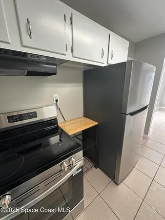a close view of stove top oven