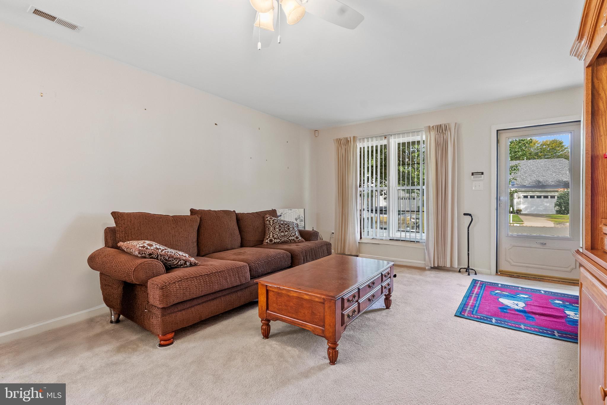 26 Carriage Berlin, NJ 08009 - Photo 3 of 19 a living room with furniture and windows