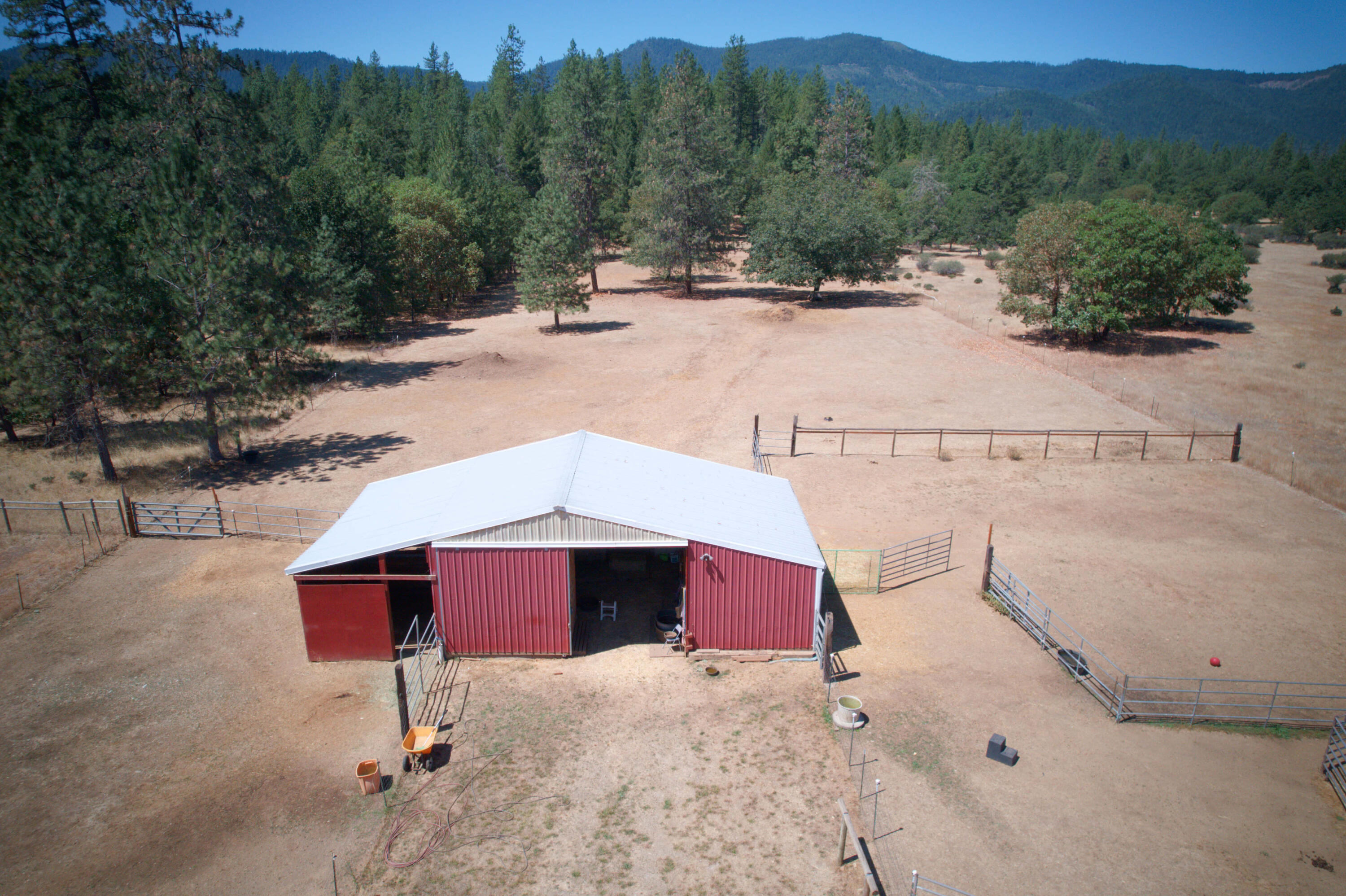 2061 Pine Grove Road Rogue River, OR 97537 - Photo 24 of 67 Untitled (6 of 19)