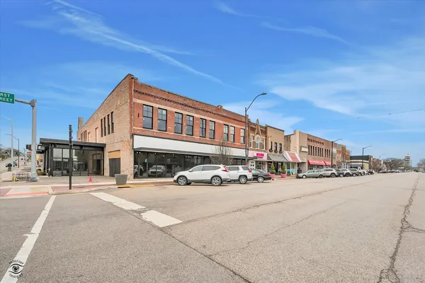 $349,900 | 801-805 1st Street, LaSalle, IL 61301