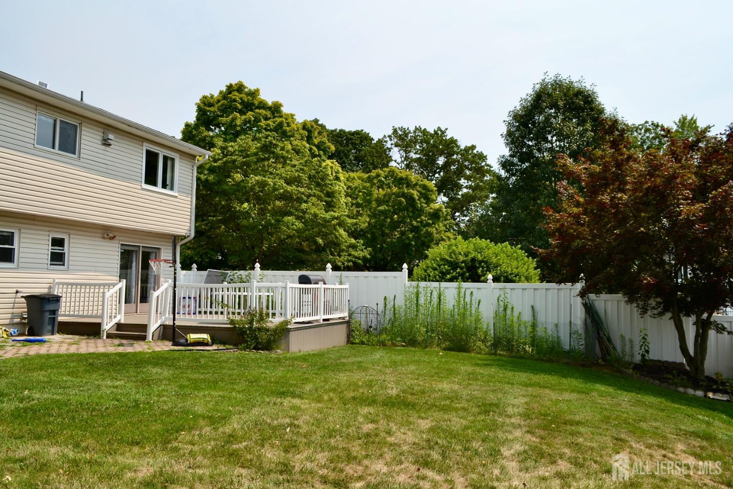 2 Albemarle Road East Brunswick, NJ 08816 - Photo 21 of 24