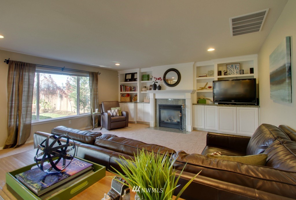 357 Nile Place Northeast Renton, WA 98059 - Photo 11 of 25