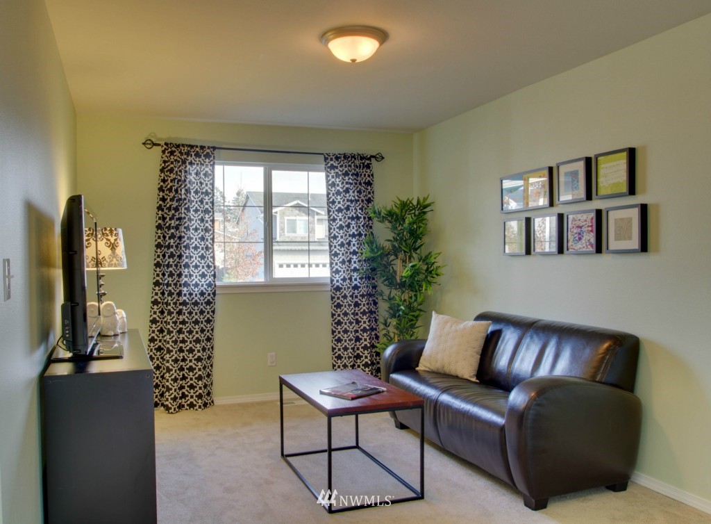 357 Nile Place Northeast Renton, WA 98059 - Photo 14 of 25