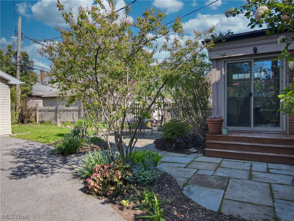 2564 Traymore Road Cleveland, OH 44118 - Photo 31 of 32 Gallery Image 31