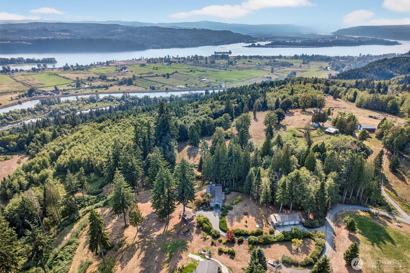 549 Diebert Road Longview, WA 98632 - Photo 3 of 36