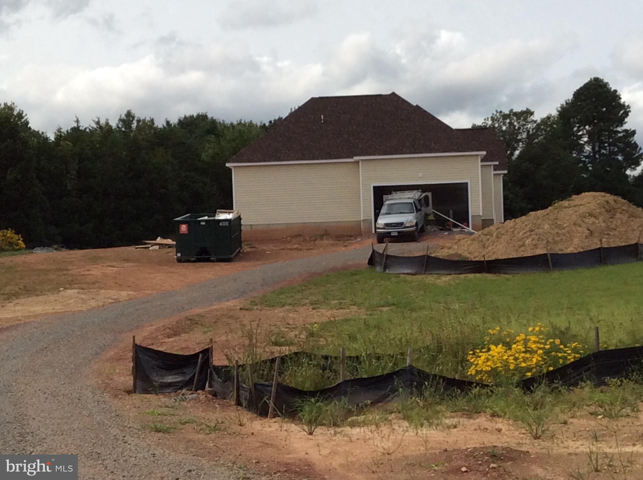 4189 Dumfries Road Catlett, VA 20119 - Photo 3 of 33 Gallery Image 3