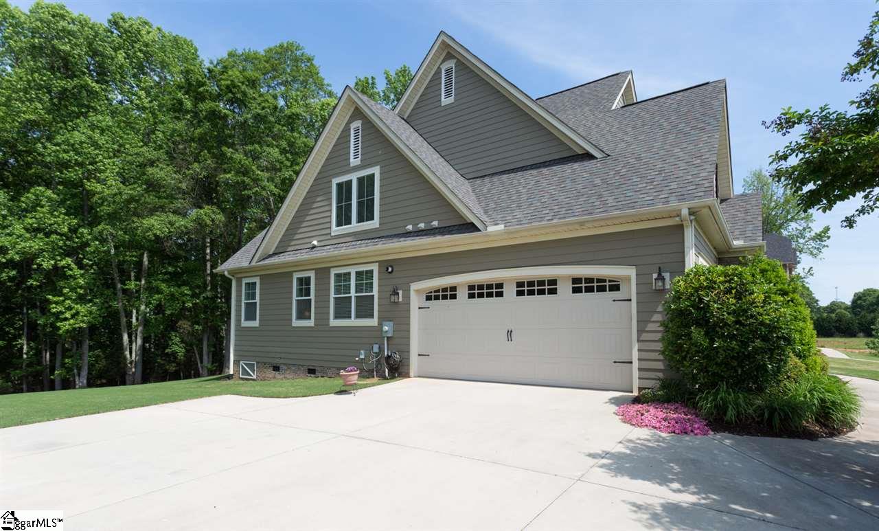 228 Tea Olive Place Simpsonville, SC 29680 - Photo 3 of 36 Gallery Image 3