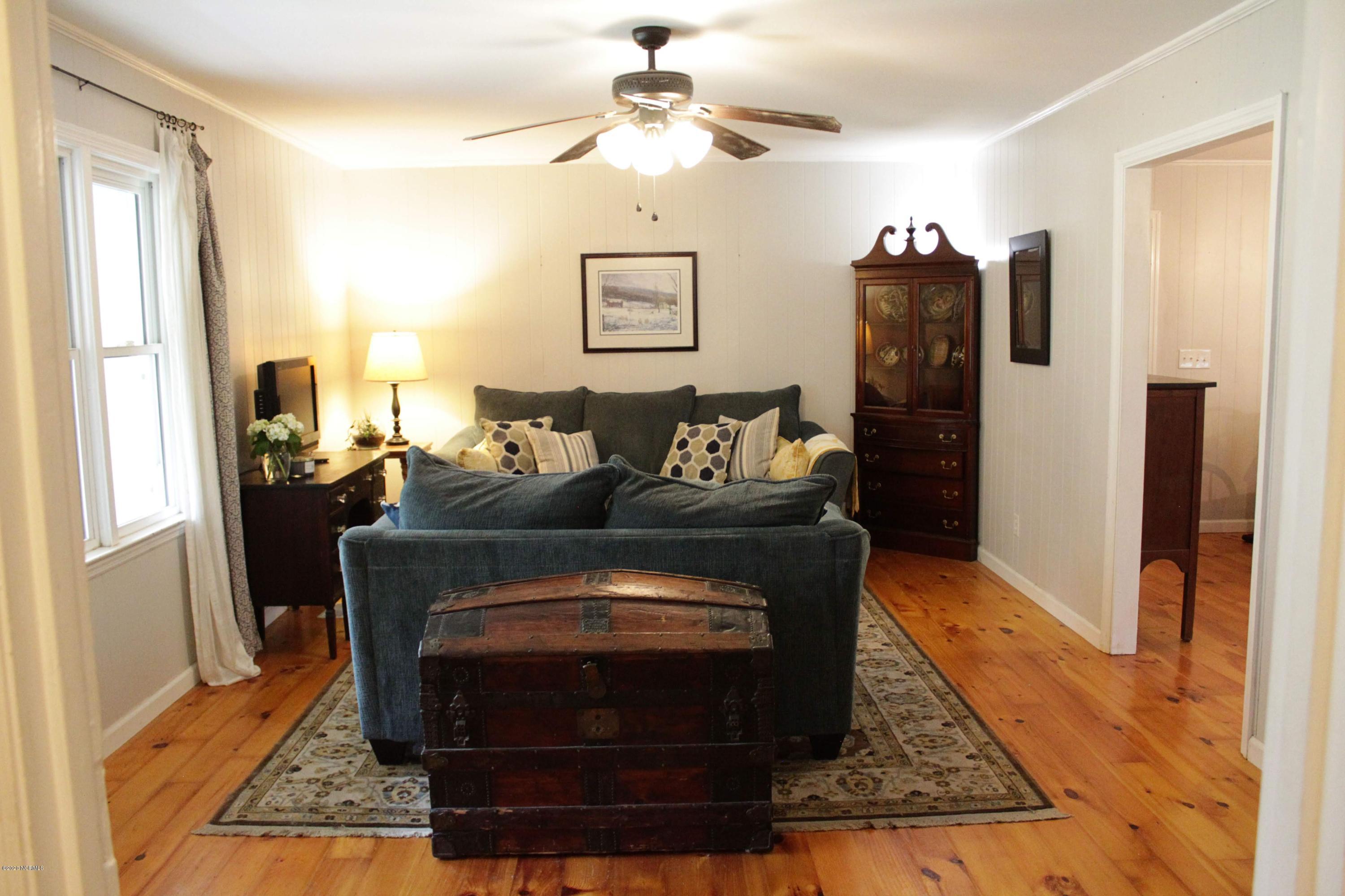 125 Guinea Mill Road Ernul, NC 28527 - Photo 3 of 29 gorgeous knotty pine floors