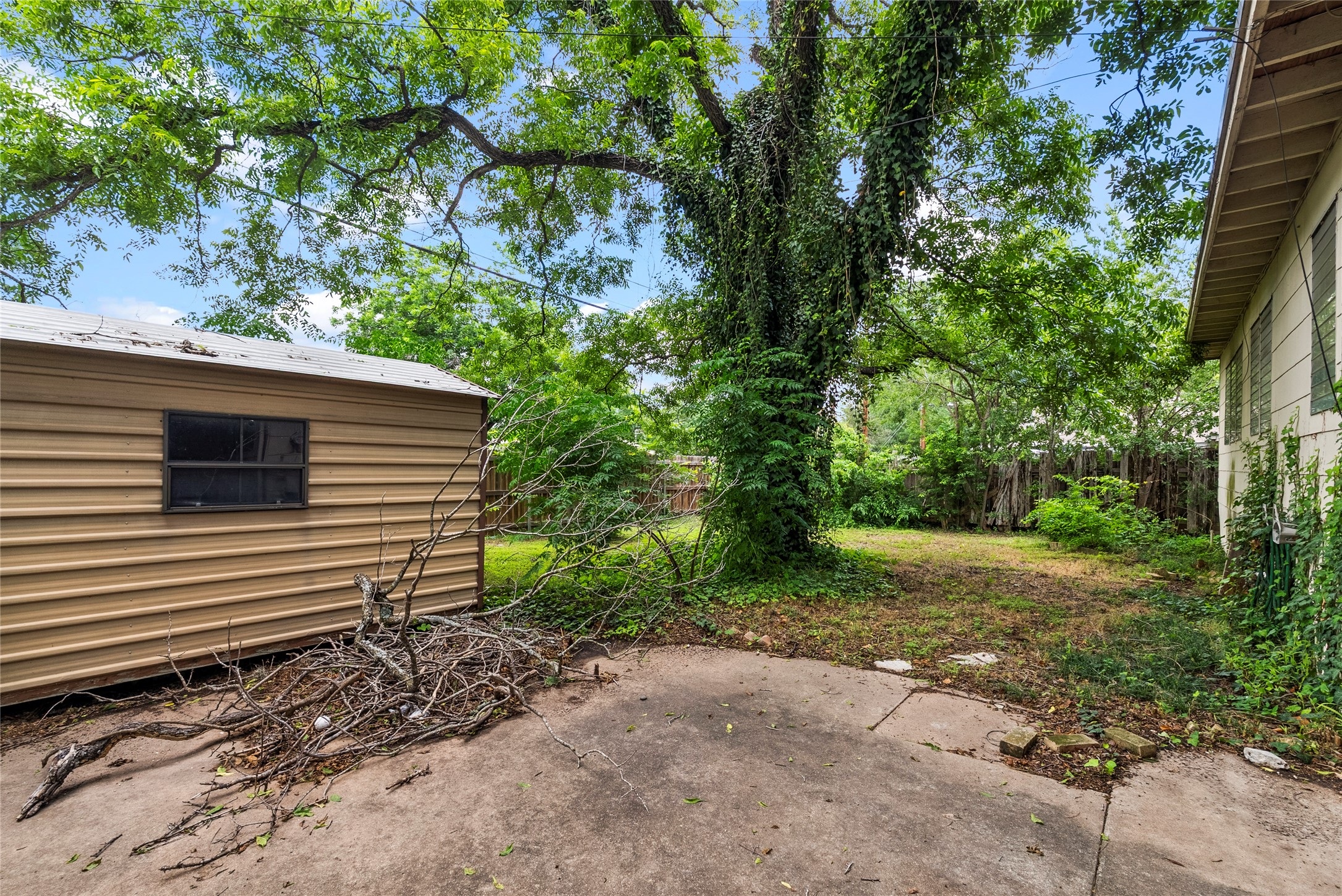1102 Southwood Road Austin, TX 78704 - Photo 5 of 22
