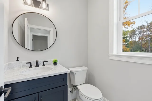 $1,799,900 | 4 R Chatham Lane, Danvers, MA 01923